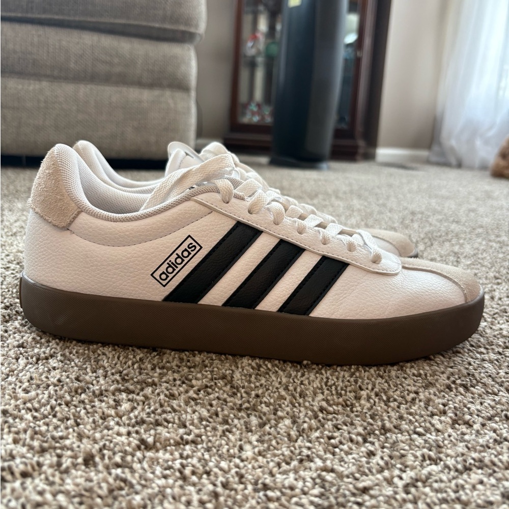 Adidas VL Court 3.0 Skate Shoes White and Black Casual Shoes 9.5